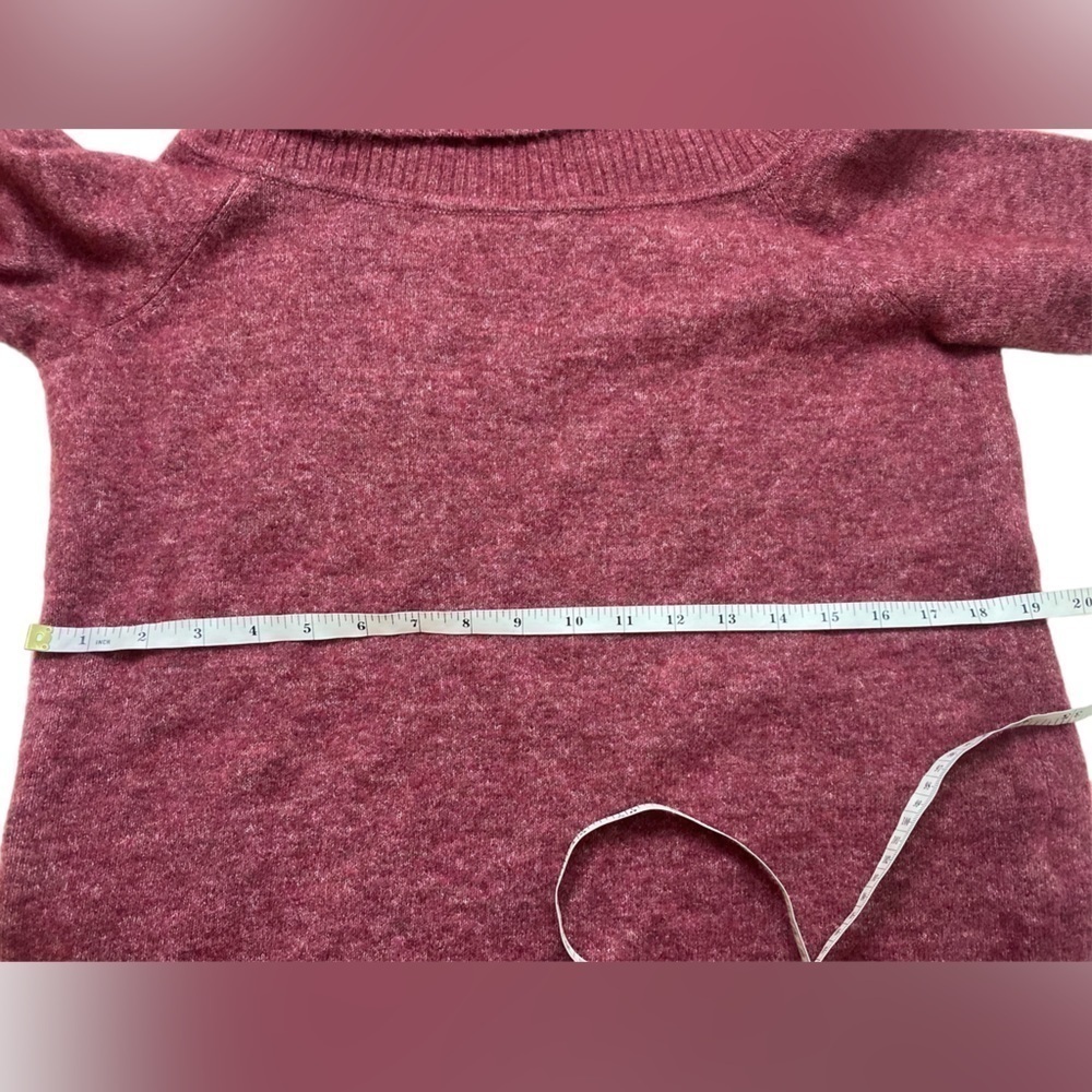 Aritiza Wilfred - Faretta Sweater - Picture 7 of 10